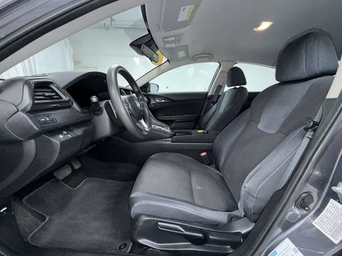 Used 2019 Honda Insight EX image 12