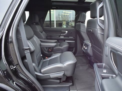 Used 2025 Ford Expedition Platinum w/ Stealth Performance Package image 48