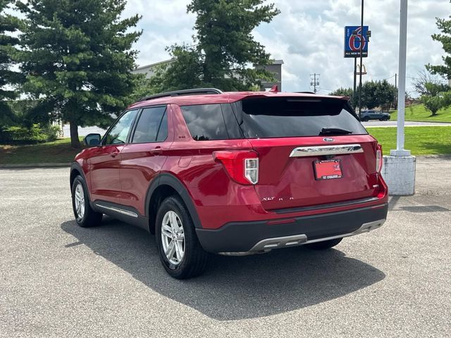 Used 2020 Ford Explorer XLT w/ Equipment Group 202A AWD/4WD image 7