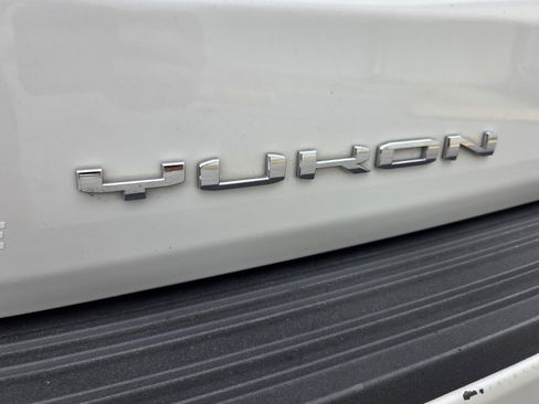 Used 2023 GMC Yukon XL Denali w/ Max Trailering Package AWD/4WD image 15