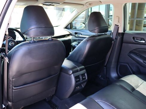 Used 2019 Nissan Altima 2.5 SL FWD image 31