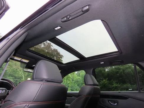 New 2025 Honda Pilot TrailSport image 16