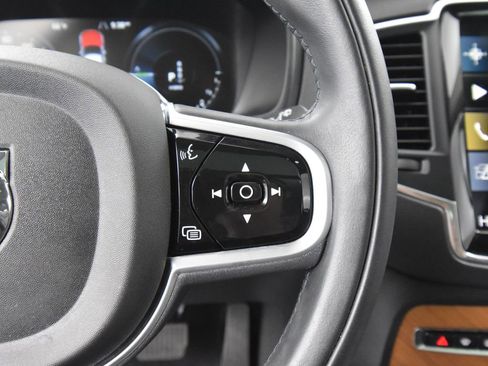 Used 2022 Volvo XC90 T8 Inscription Expression w/ Climate Package image 30