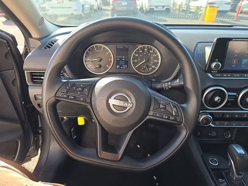 Used 2024 Nissan Sentra S FWD image 8