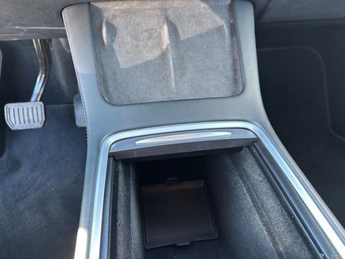 Used 2021 Tesla Model Y Long Range image 24