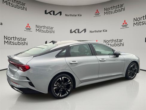 Used 2024 Kia K5 GT-Line AWD/4WD image 7