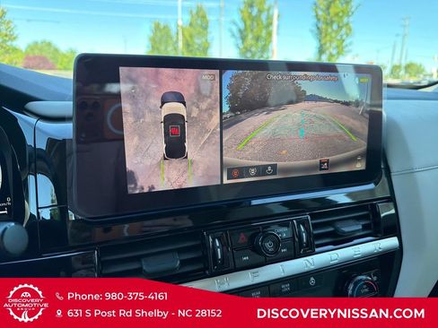 New 2026 Nissan Pathfinder SL AWD/4WD image 17