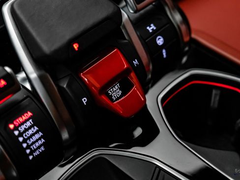 Used 2022 Lamborghini Urus image 85