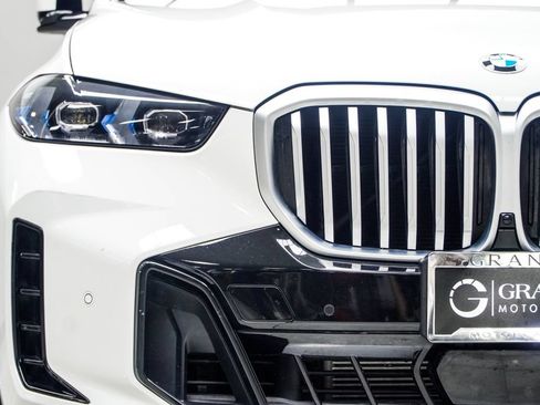 Used 2026 BMW X5 xDrive40i AWD/4WD image 12