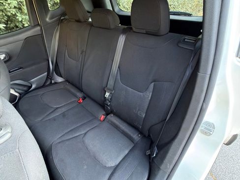 Used 2017 Jeep Renegade Sport w/ Power & Air Group FWD image 11