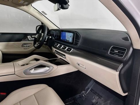 Certified 2023 Mercedes-Benz GLS 450 4MATIC w/ AMG Line Exterior image 30