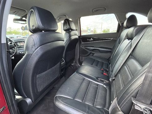 Used 2016 Kia Sorento EX image 26