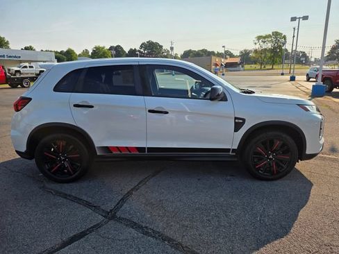 Used 2021 Mitsubishi Outlander Sport ES FWD image 16
