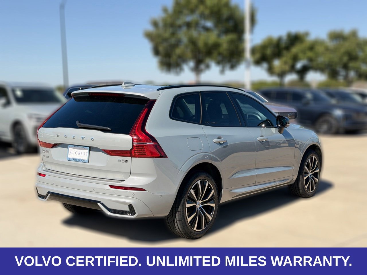 Certified 2024 Volvo XC60 B5 Plus w/ Protection Package Premier AWD/4WD image 11