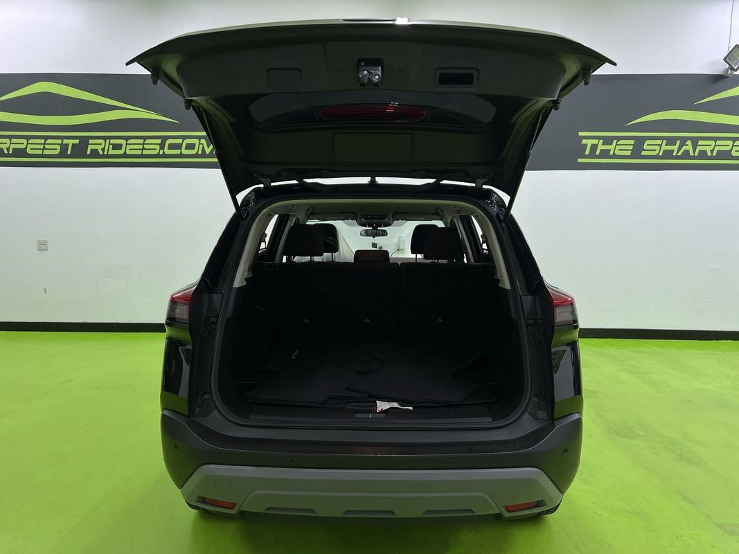 Used 2023 Nissan Rogue SV AWD/4WD image 9