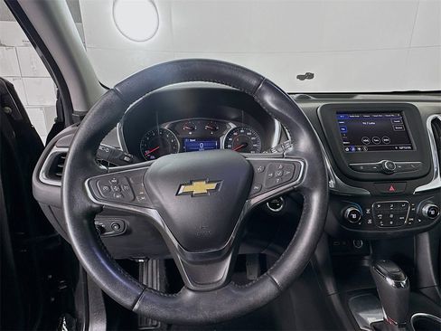 Used 2021 Chevrolet Equinox LT image 11