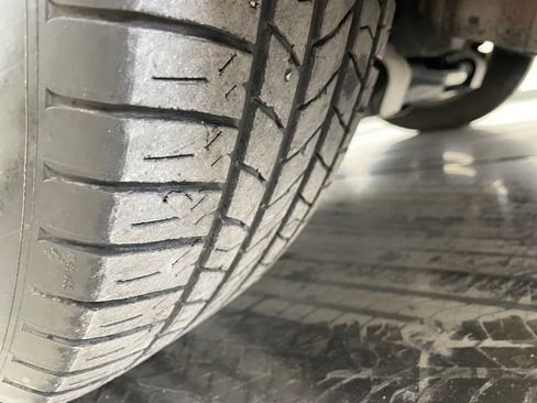 Used 2023 Dodge Charger SXT image 11