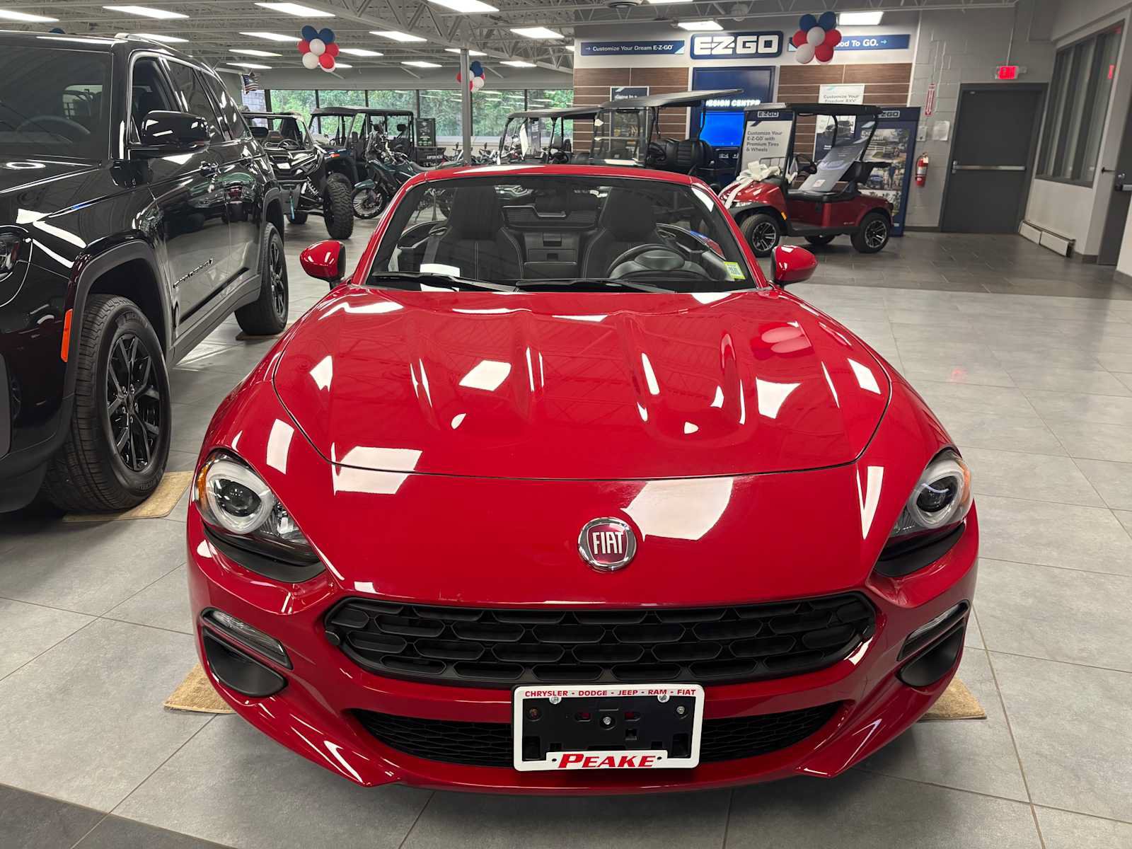 Used 2018 FIAT 124 Spider Classica w/ Technology Group RWD image 9