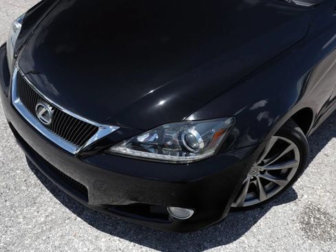 Used 2014 Lexus IS 250C w/ Luxury Package RWD image 24