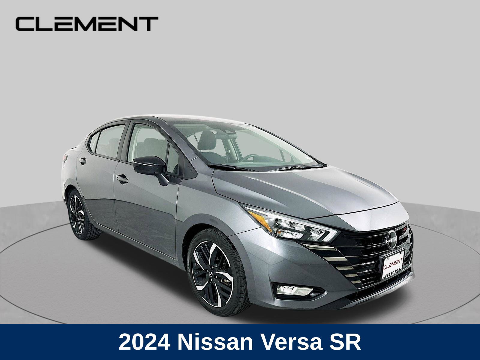 Used 2024 Nissan Versa SR FWD image 3