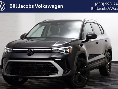 New 2025 Volkswagen Taos SEL w/ Black Wheel Plus Package