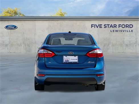 Used 2016 Ford Fiesta SE image 5