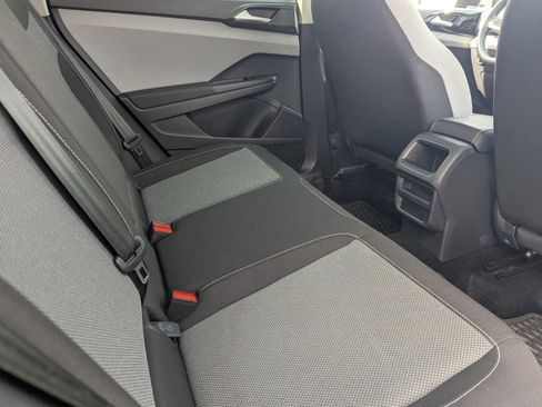 Used 2022 Volkswagen Taos S image 14