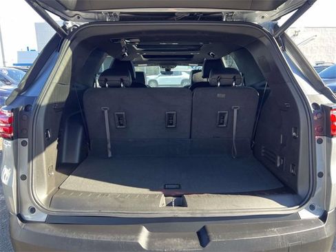 Certified 2023 Chevrolet Traverse RS image 8