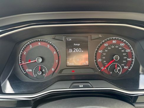 Certified 2021 Volkswagen Jetta R-Line image 17