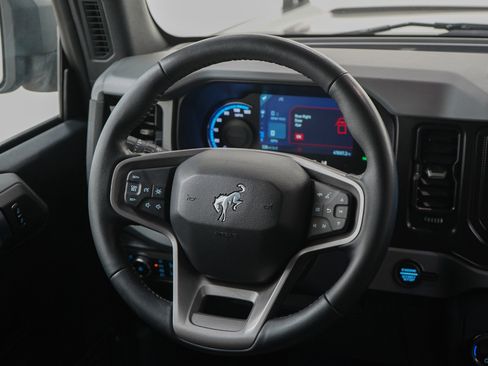 Used 2023 Ford Bronco Big Bend AWD/4WD image 15