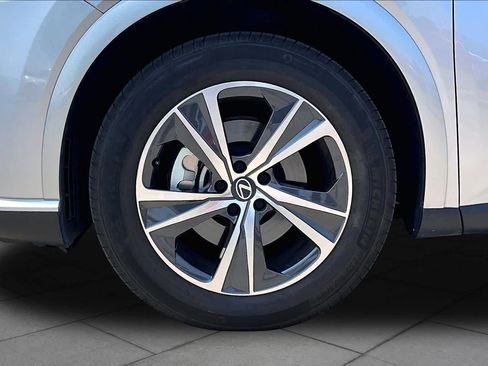 Used 2026 Lexus RX 350 Premium w/ Convenience Package FWD image 9