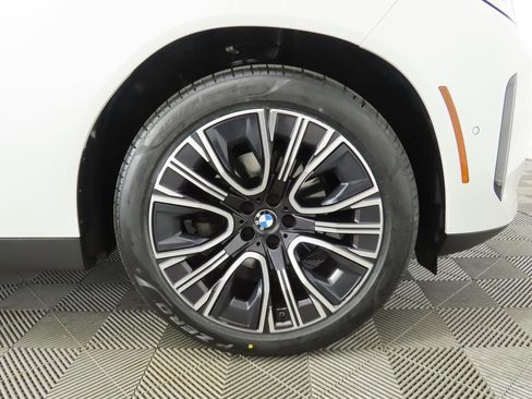 Used 2025 BMW X3 xDrive30i w/ Convenience Package image 32