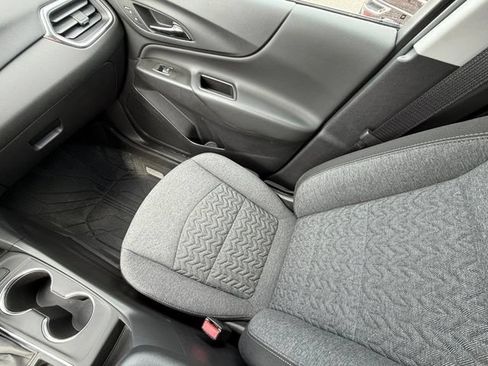Certified 2024 Chevrolet Equinox LT w/ LPO, Floor Liner Package FWD image 6
