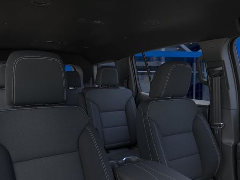 New 2026 Chevrolet Traverse LT w/ Driver Confidence Package FWD image 26