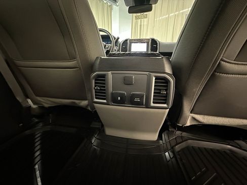 Used 2019 Ford F150 XLT w/ Equipment Group 302A Luxury AWD/4WD image 19