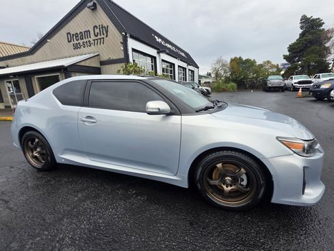 Used 2014 Scion tC 10 Series image 3