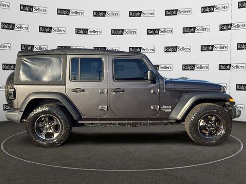 Used 2020 Jeep Wrangler Unlimited Sport image 7