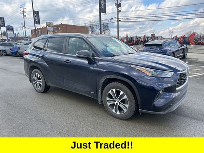Used 2023 Toyota Highlander XLE