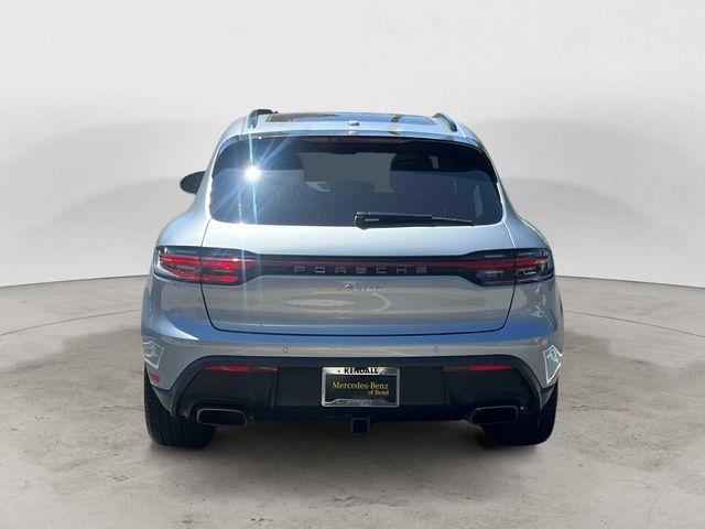 Used 2025 Porsche Macan AWD/4WD image 4