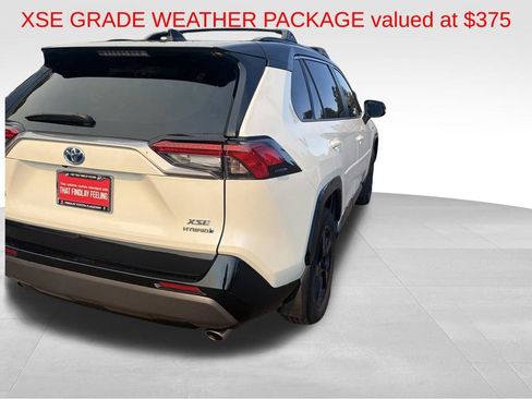 Used 2021 Toyota RAV4 XSE w/ XSE Grade Weather Package AWD/4WD image 8