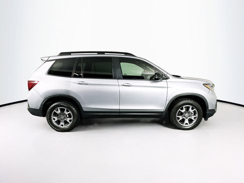 Used 2023 Honda Passport TrailSport image 10