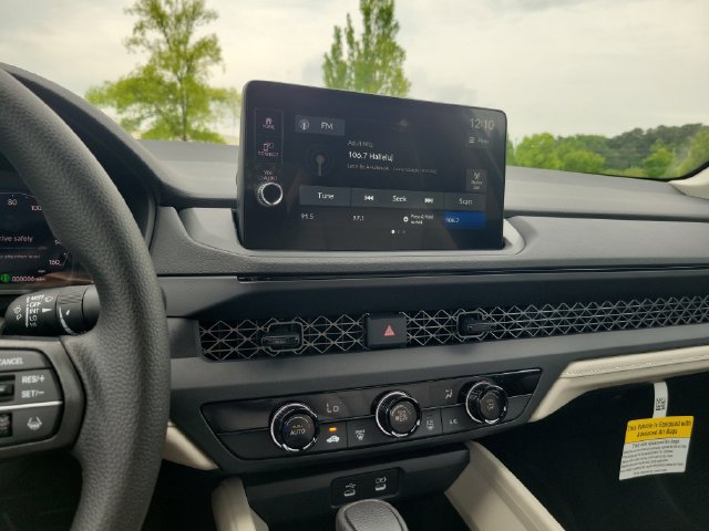 New 2026 Honda Accord LX image 18