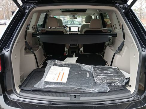 New 2026 Volkswagen Atlas SE FWD image 22