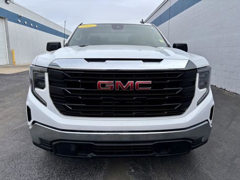 Used 2022 GMC Sierra 1500 Pro w/ Pro Value Package RWD image 2