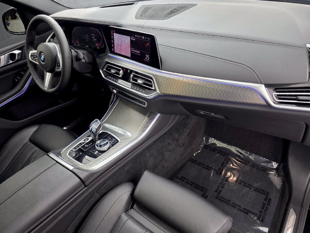 Used 2020 BMW X5 sDrive40i w/ M Sport Package RWD image 29