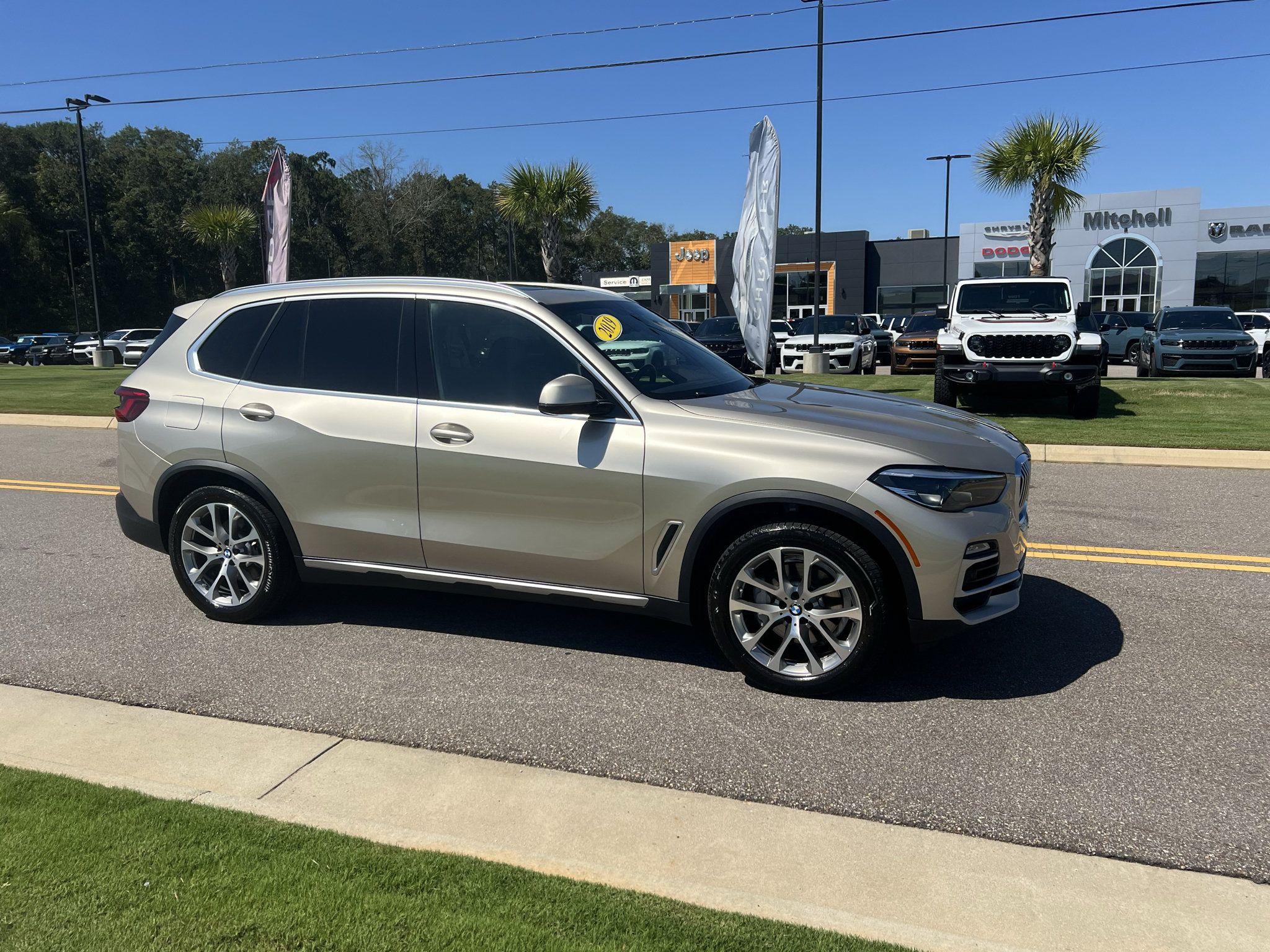 Used 2019 BMW X5 xDrive40i w/ Premium Package 2 AWD/4WD image 5