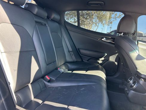 Used 2020 Kia Stinger GT-Line image 14