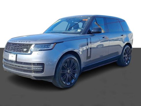 Used 2024 Land Rover Range Rover Long Wheelbase SE image 3