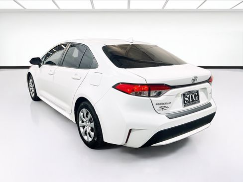 Used 2022 Toyota Corolla LE w/ Carpet Mat Package (TMS) FWD image 6
