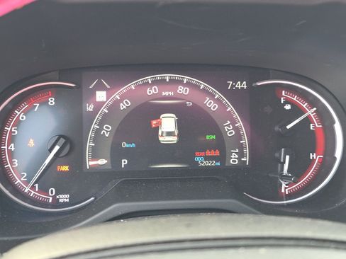 Used 2023 Toyota RAV4 XLE w/ Convenience Package image 2